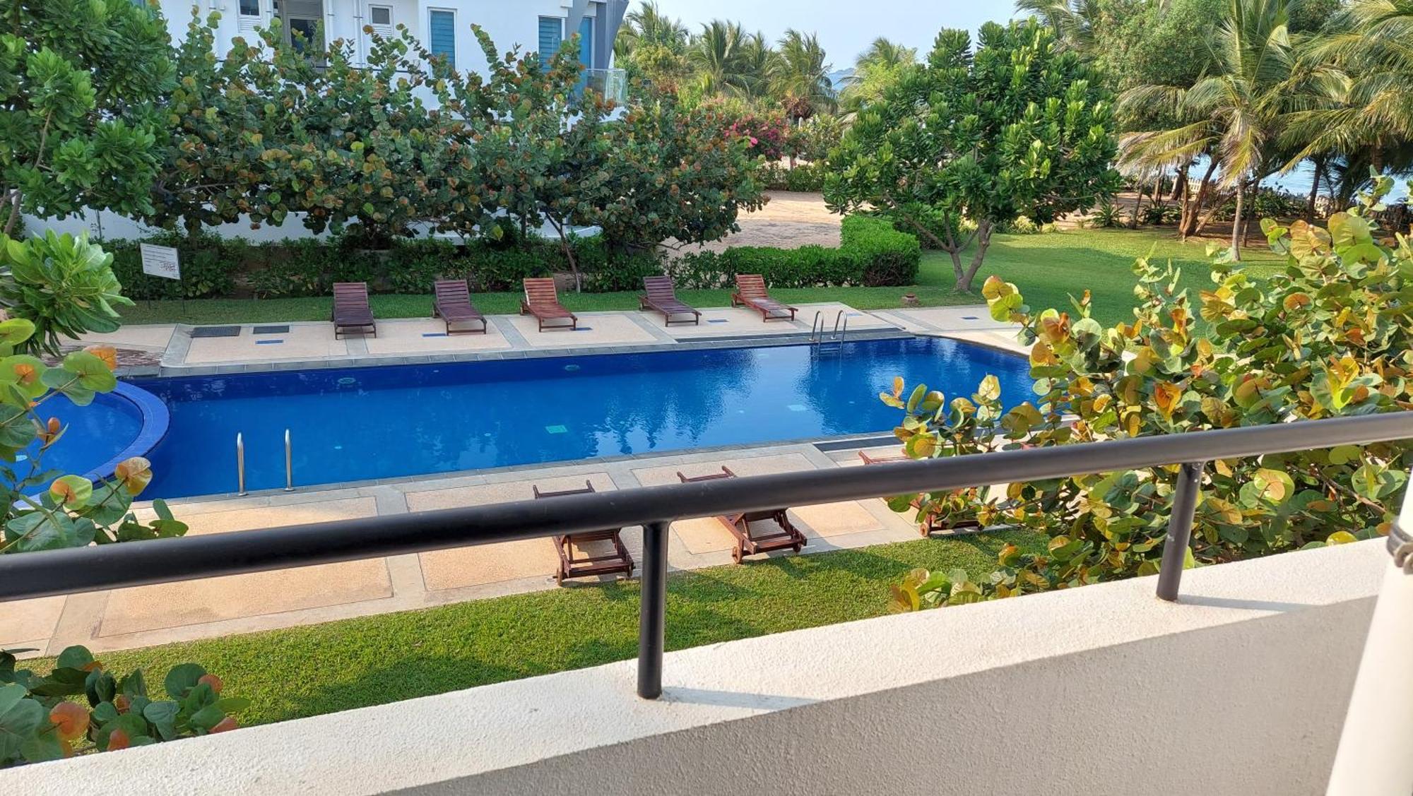 Beach Paradise Nilaveli ตรินโคมาลี ภายนอก รูปภาพ