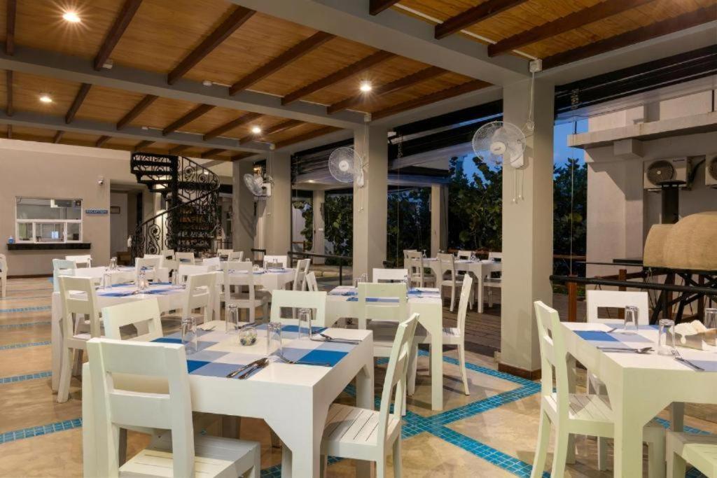 Beach Paradise Nilaveli ตรินโคมาลี ภายนอก รูปภาพ